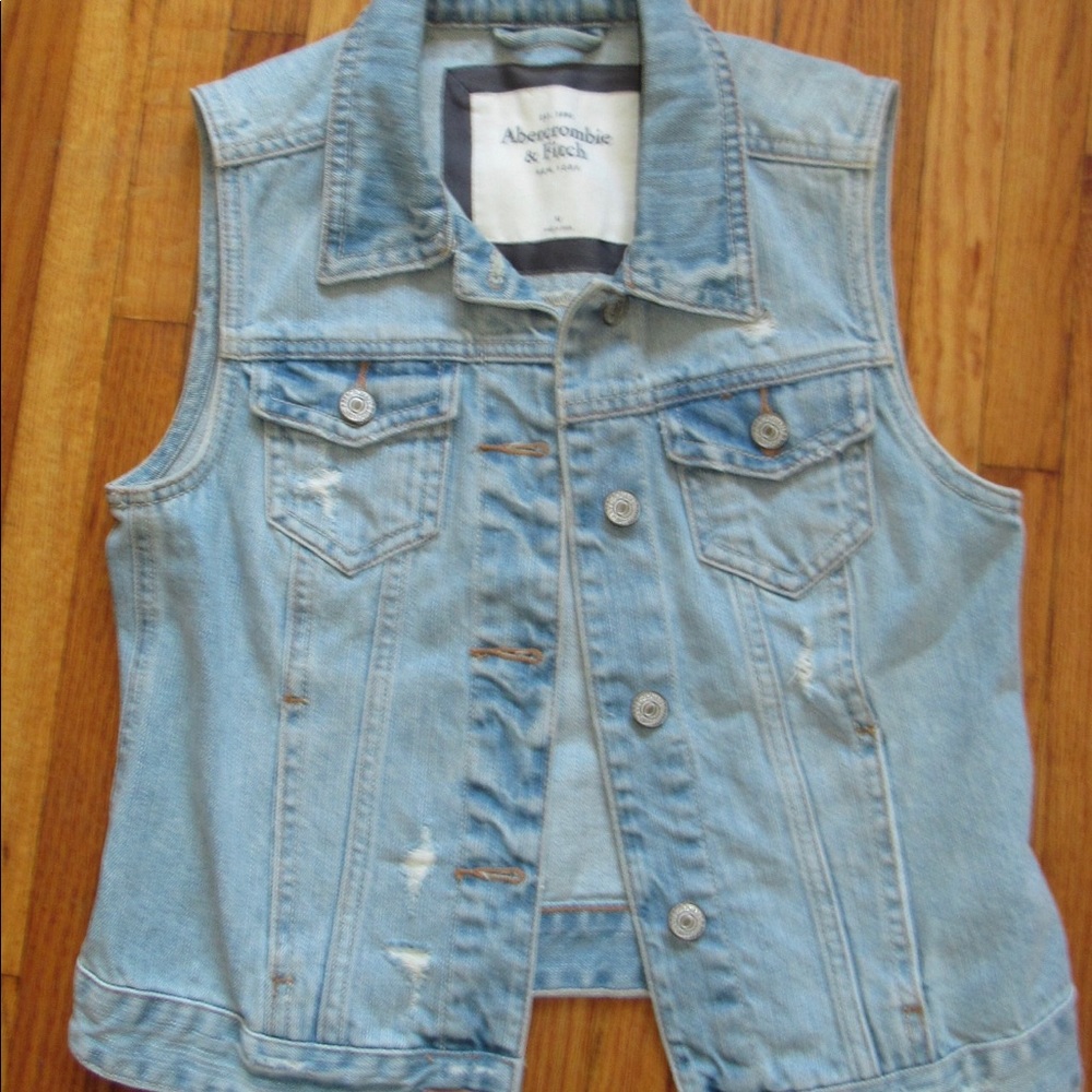 Abercrombie & Fitch denim vest
